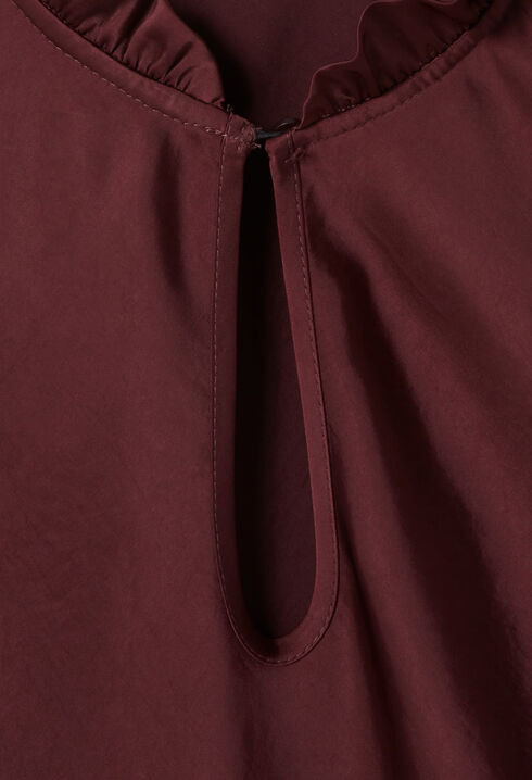 Kurzes Flie&szlig;endes Kleid