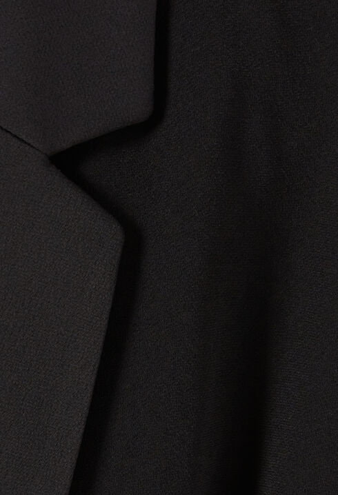 Wickelkleid mit Reverskragen