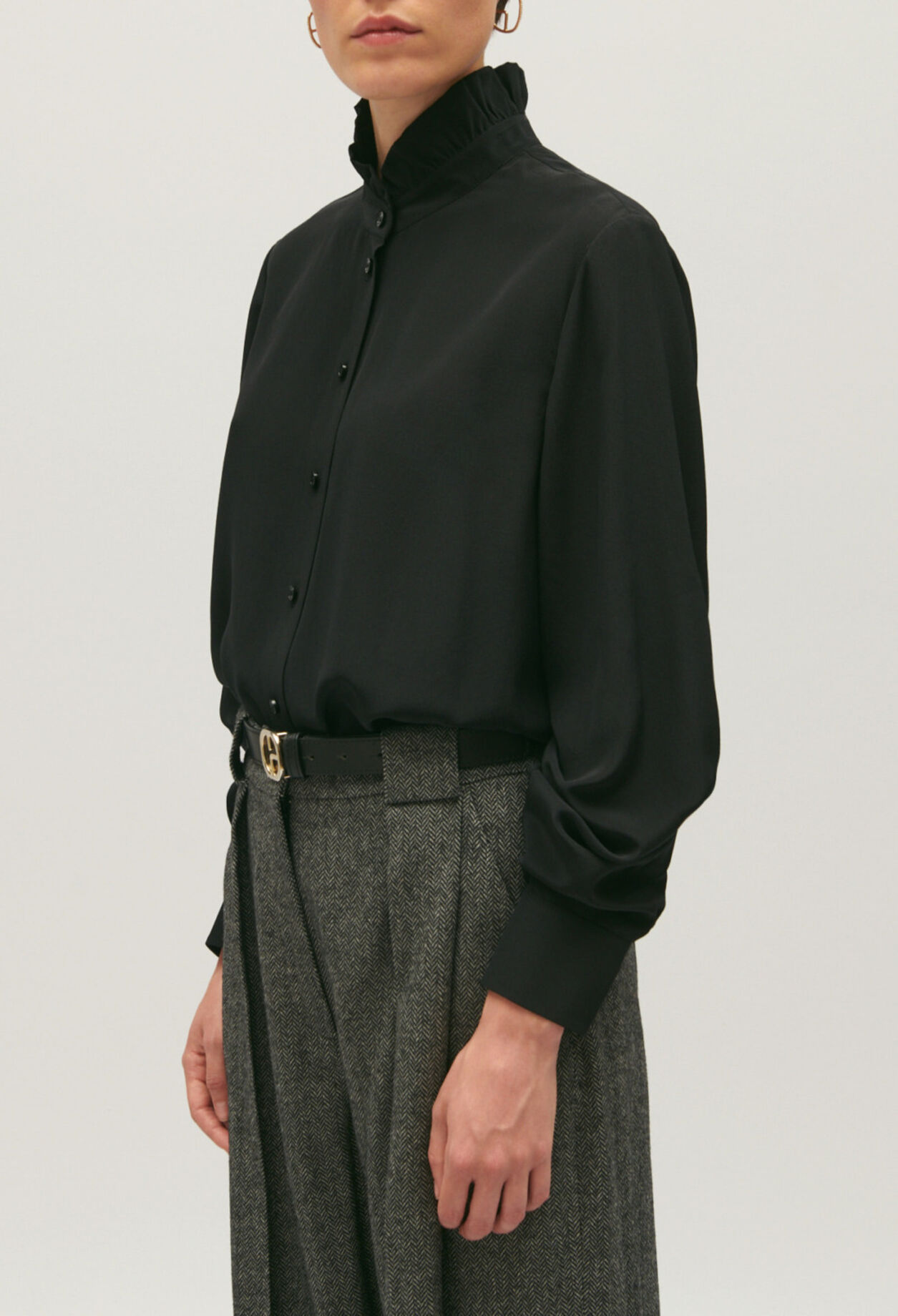 Chemise col victorien soie noire 