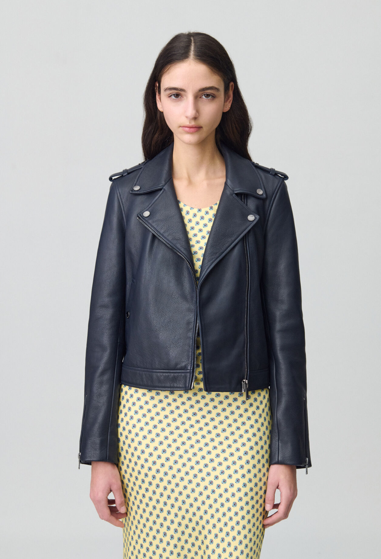 Jacke aus genarbtem Leder 