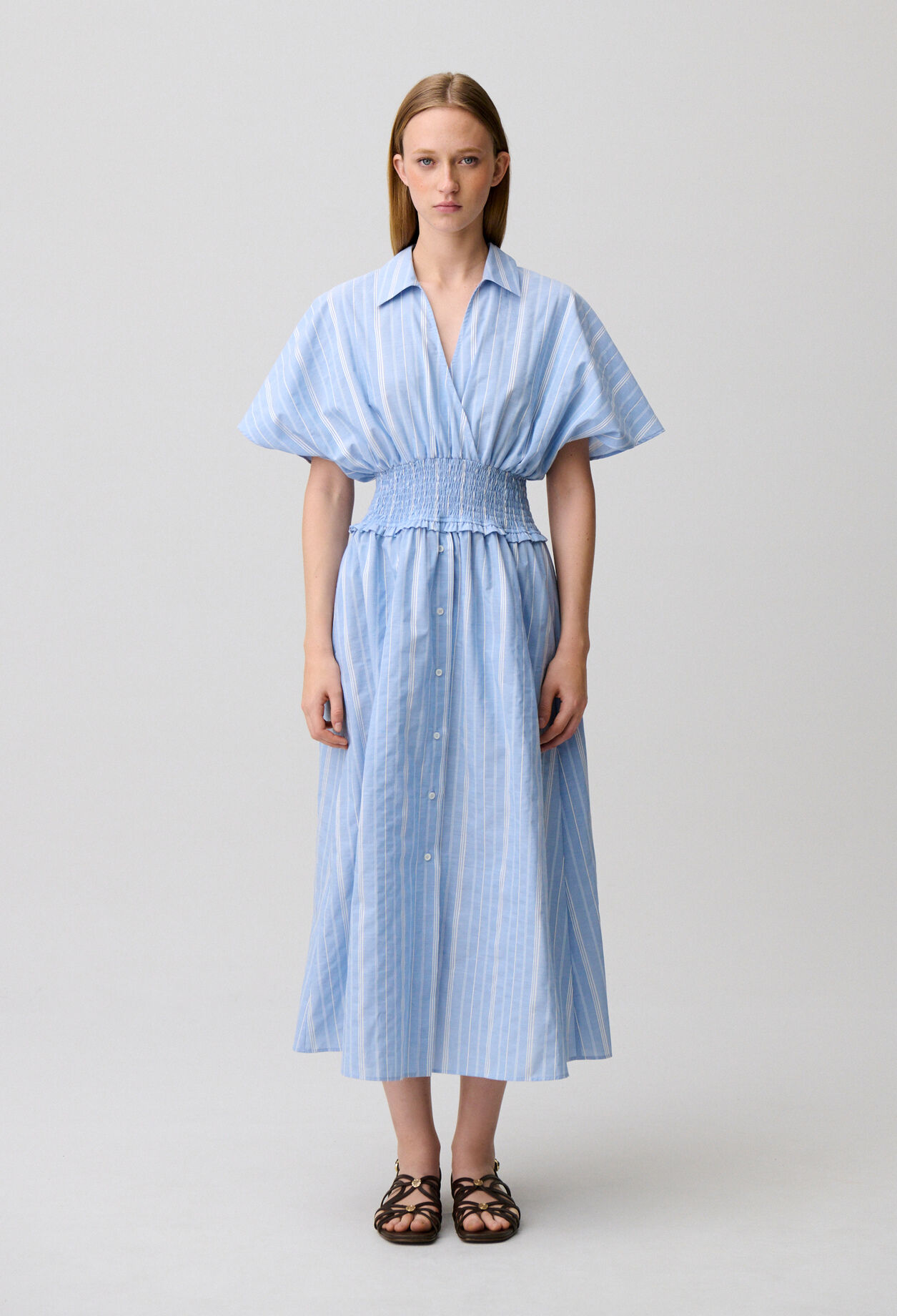 Robe ray&eacute;e cache-c&oelig;ur