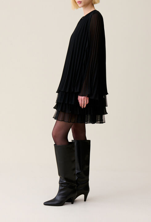 Black ruffled short dress