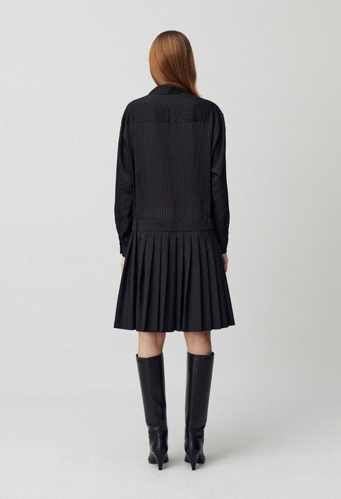 Gestreiftes Zweiteiler-Kleid