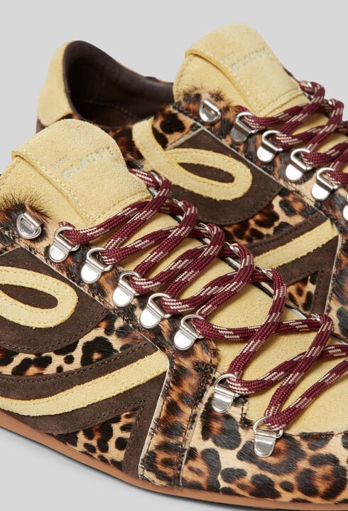 Leopard-Muster Leder-Sneaker