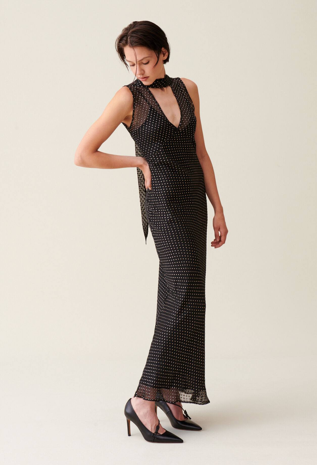 Robe longue transparente à pois