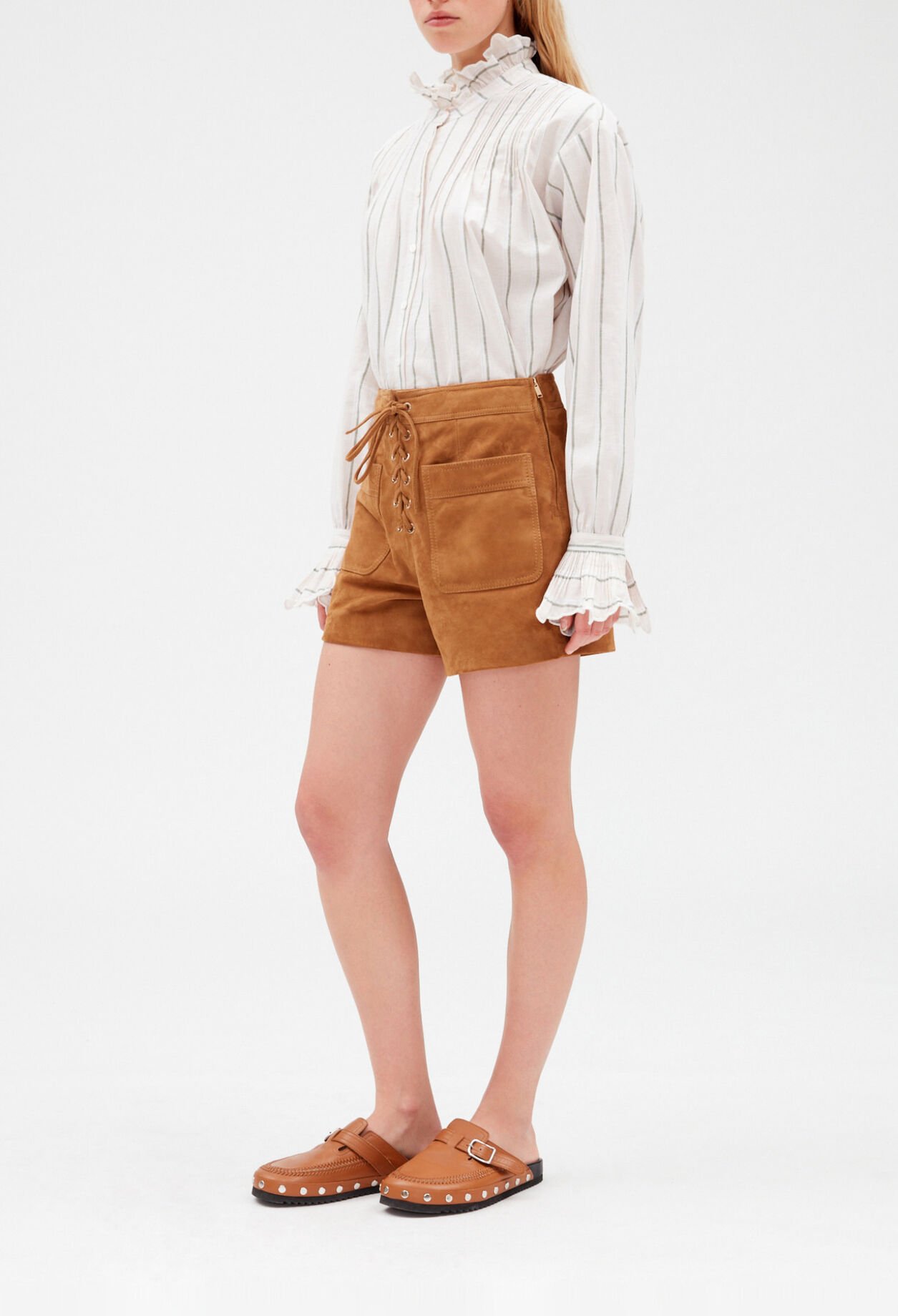 Short cuir suede camel