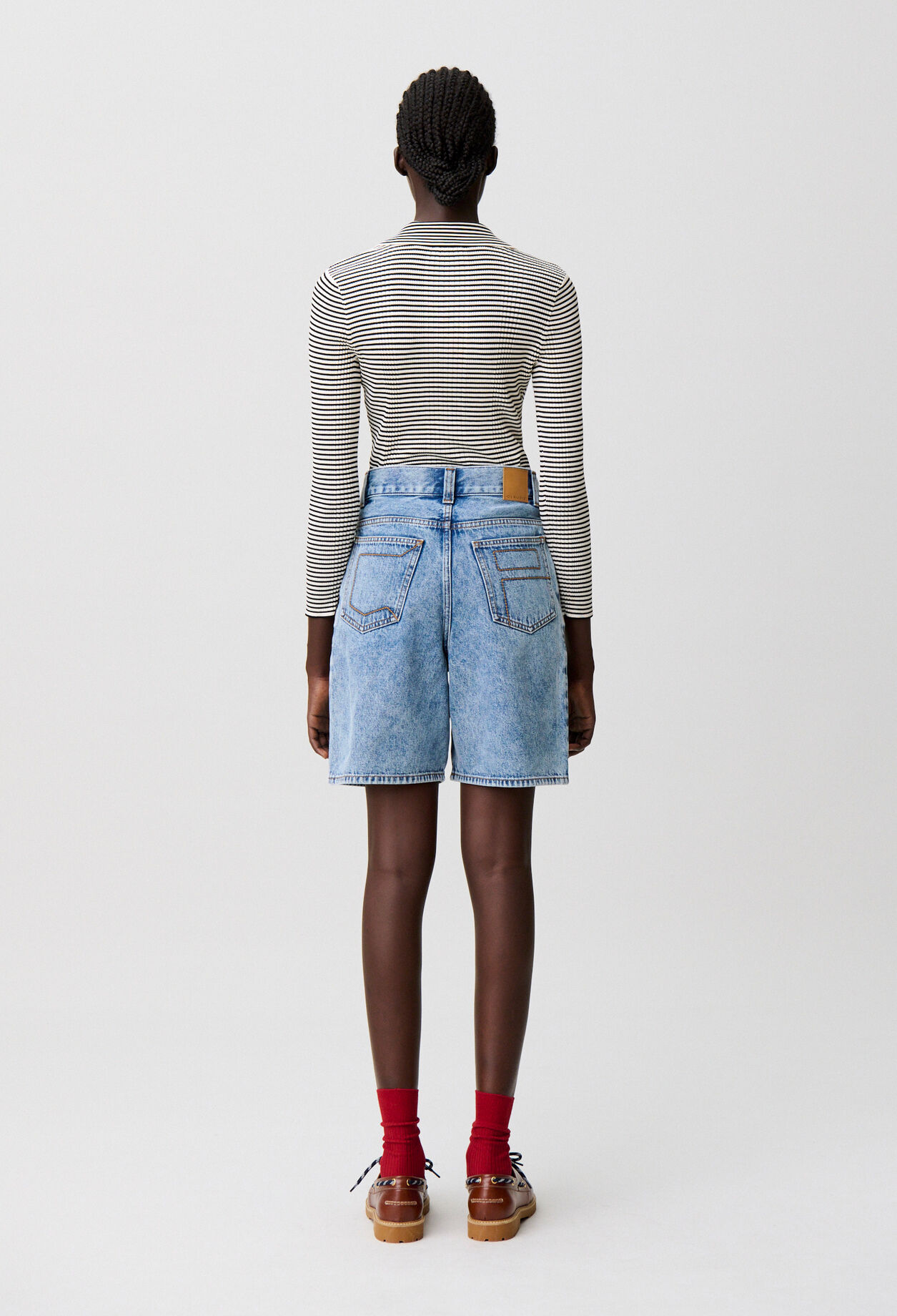 Straight-leg denim shorts