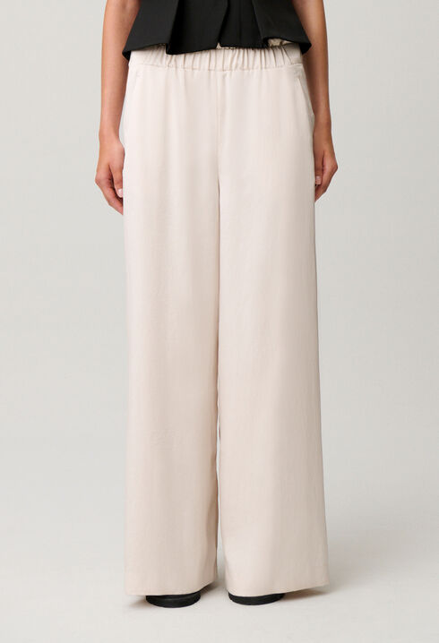 Pantalon fluide satin&eacute;