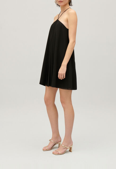 Robe courte plissée noire