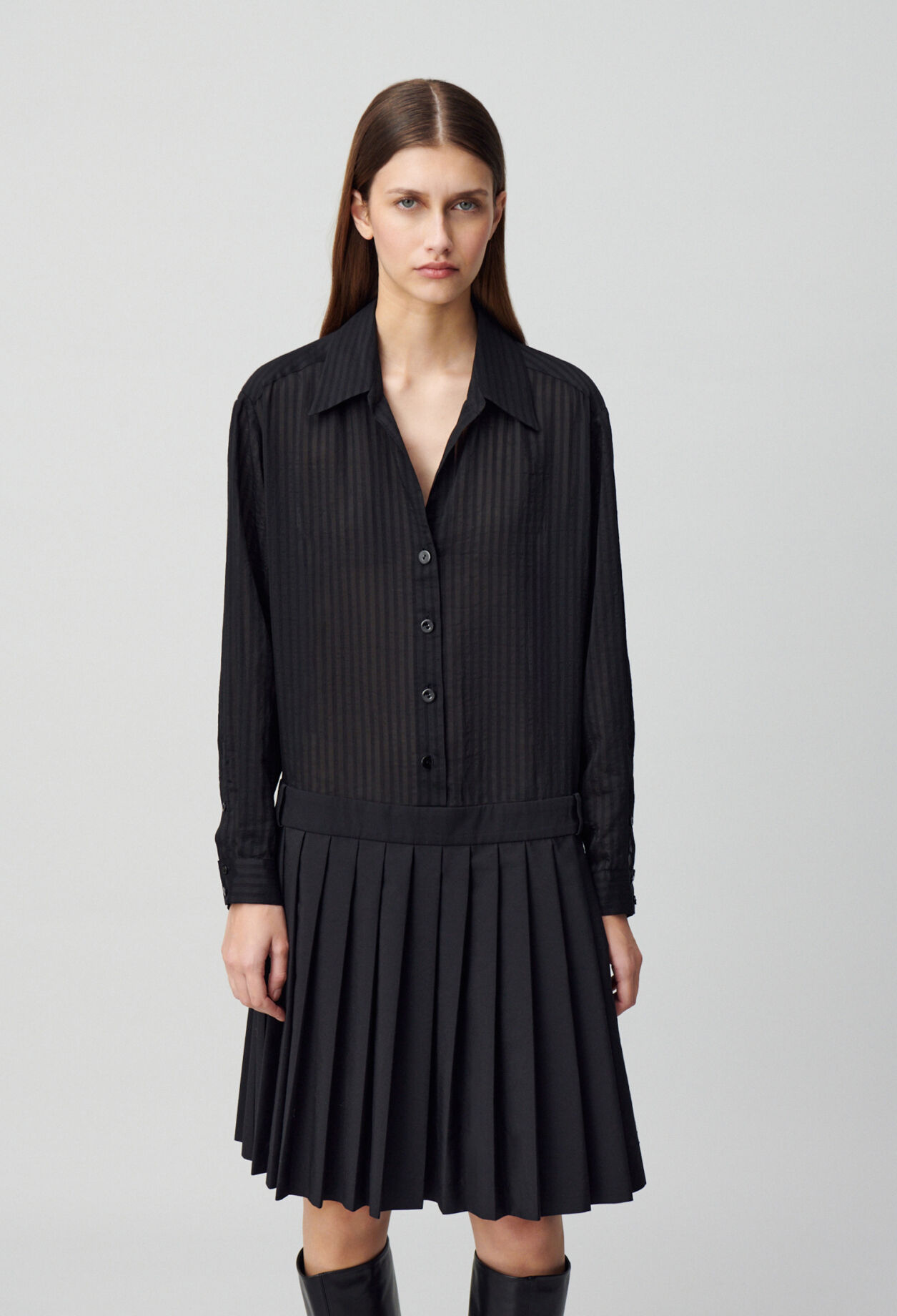 Gestreiftes Zweiteiler-Kleid