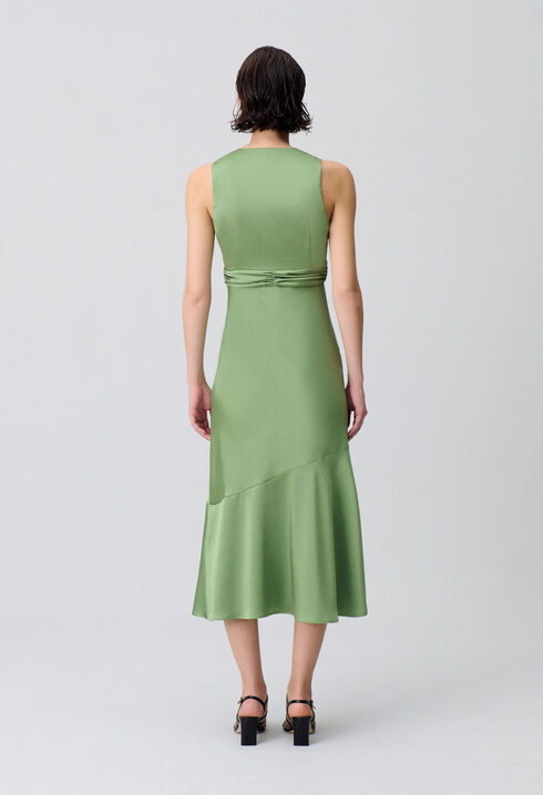 Fließendes Maxikleid