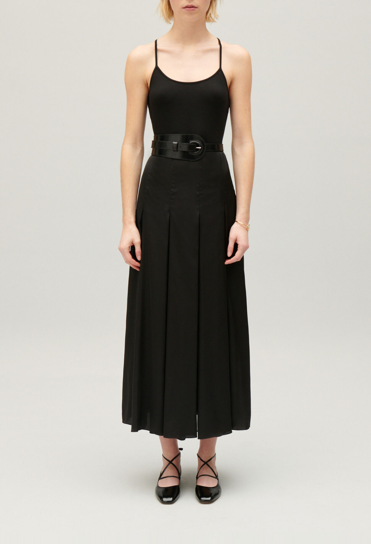 Robe midi dos crois&eacute; noire