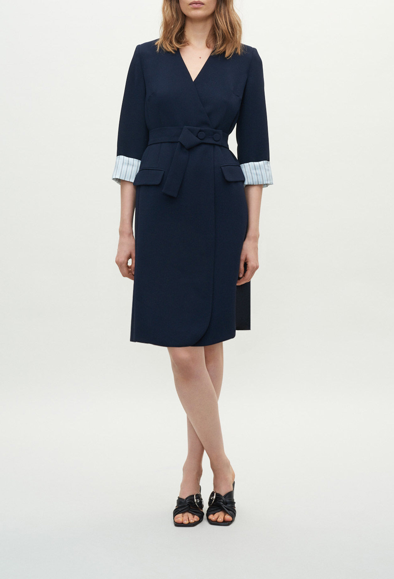 Robe aux poignets contrastants