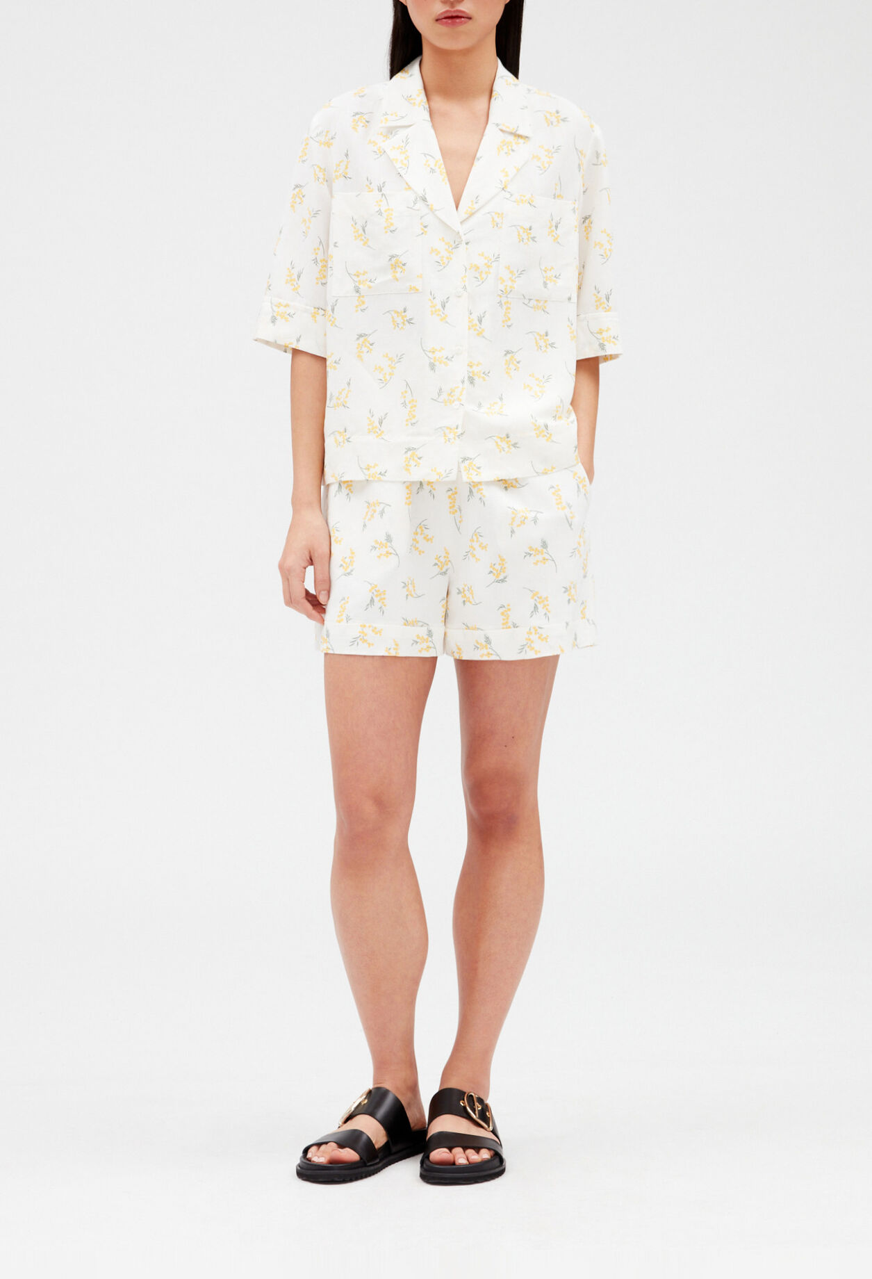Mimosa shorts