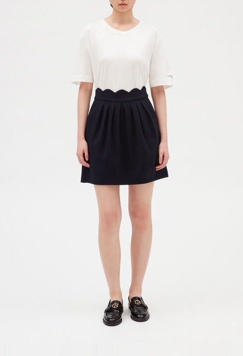 Short skirt with shell details