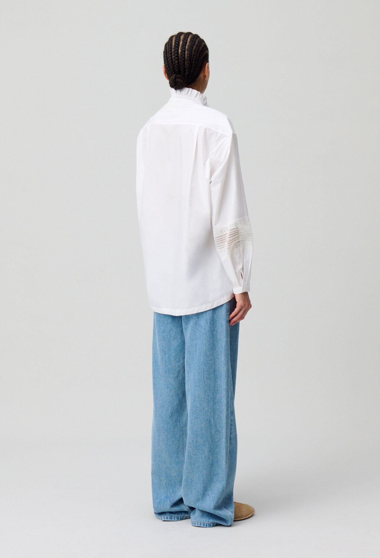 Baumwollbluse mit Rüschenkragen