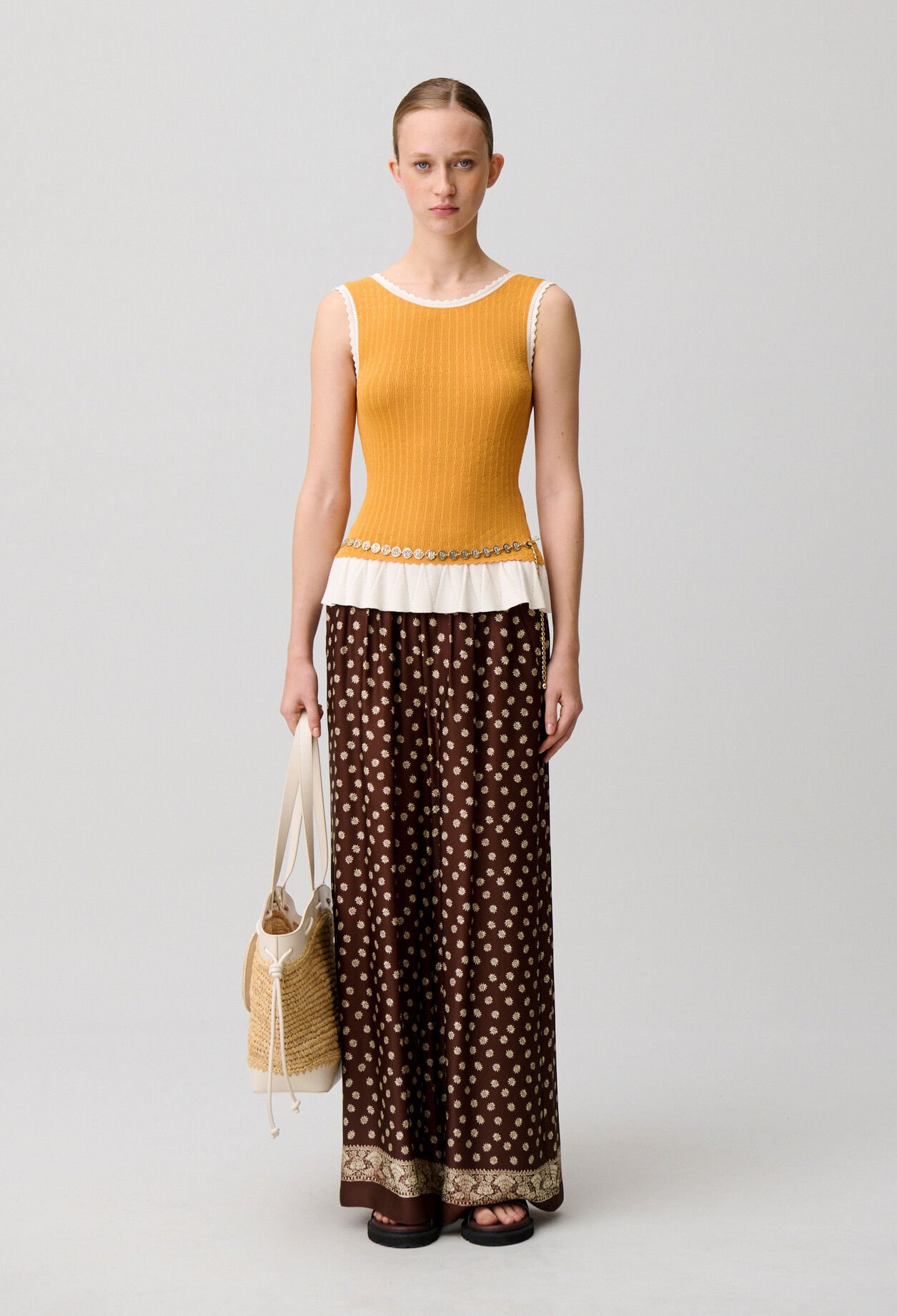 Stricktop mit Rundhals