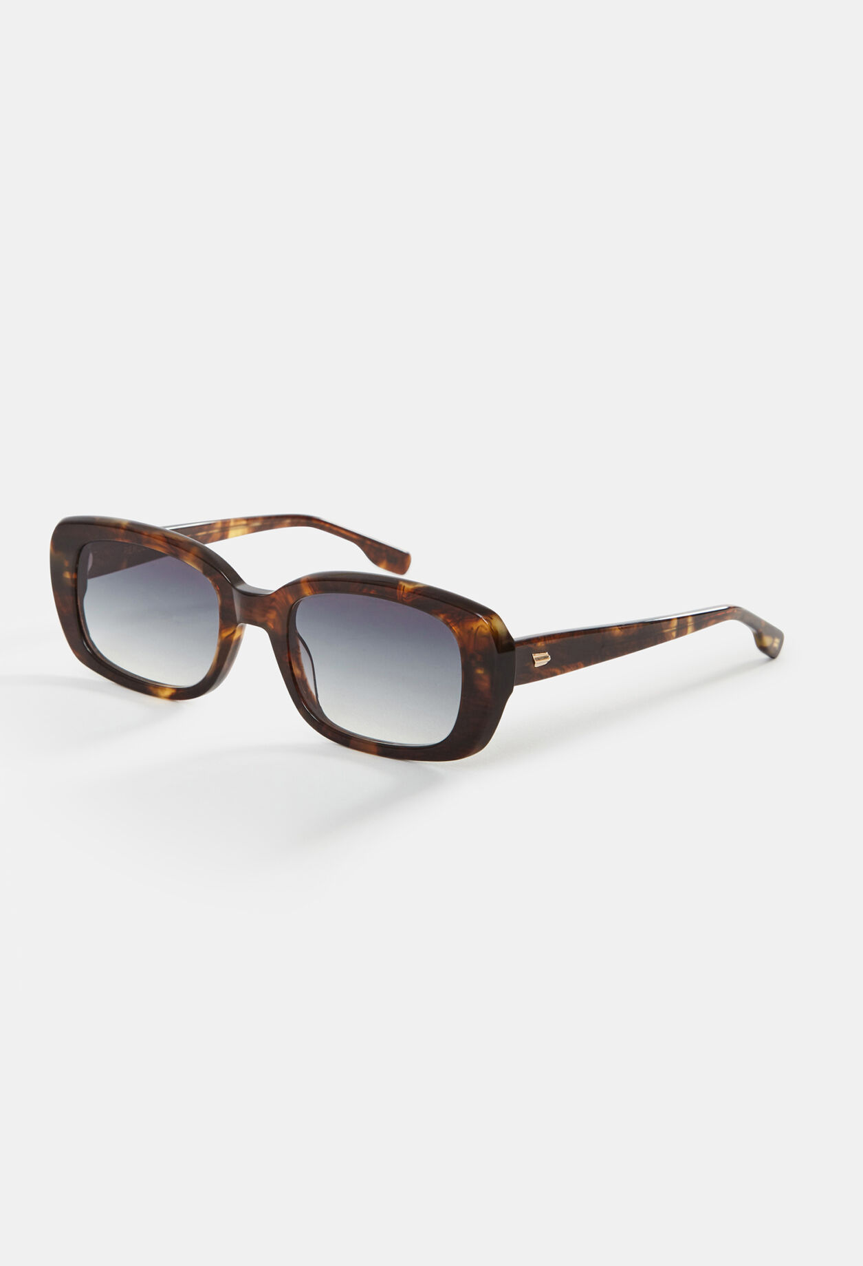 Rectangular sunglasses