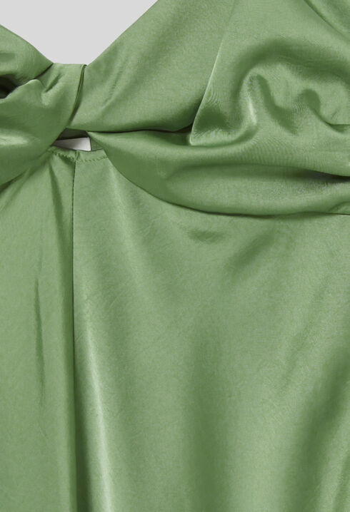 Langes Satin-Kleid