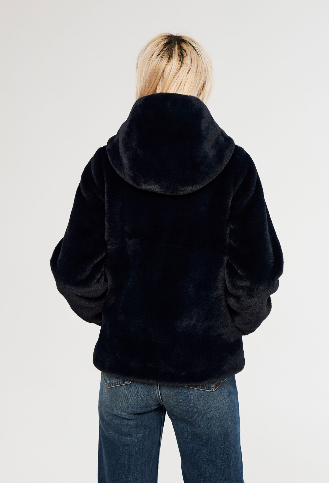 Jacke mit Kapuze