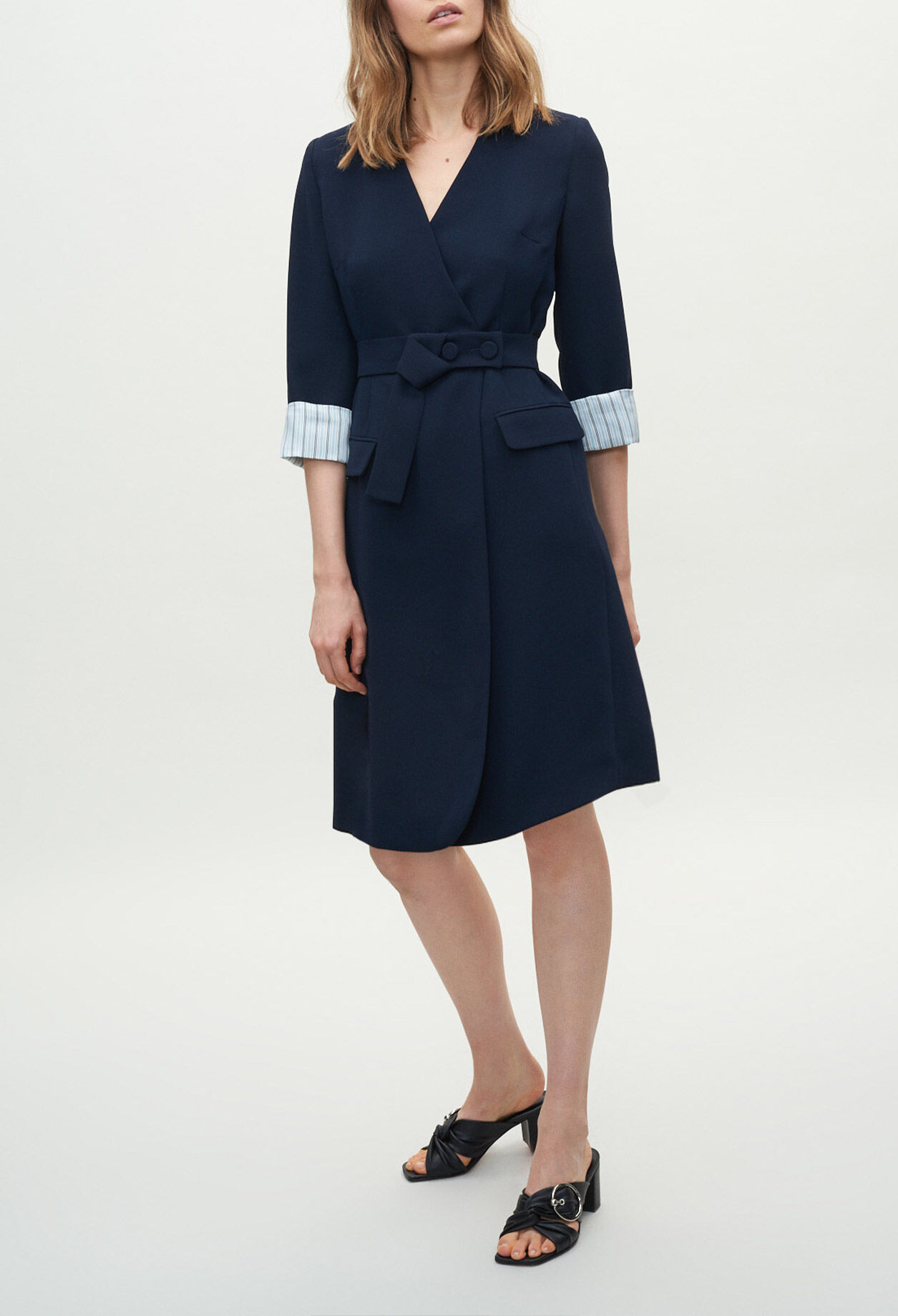 Robe aux poignets contrastants