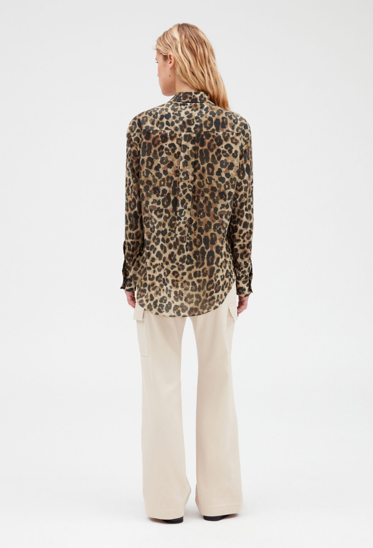 Leobluse