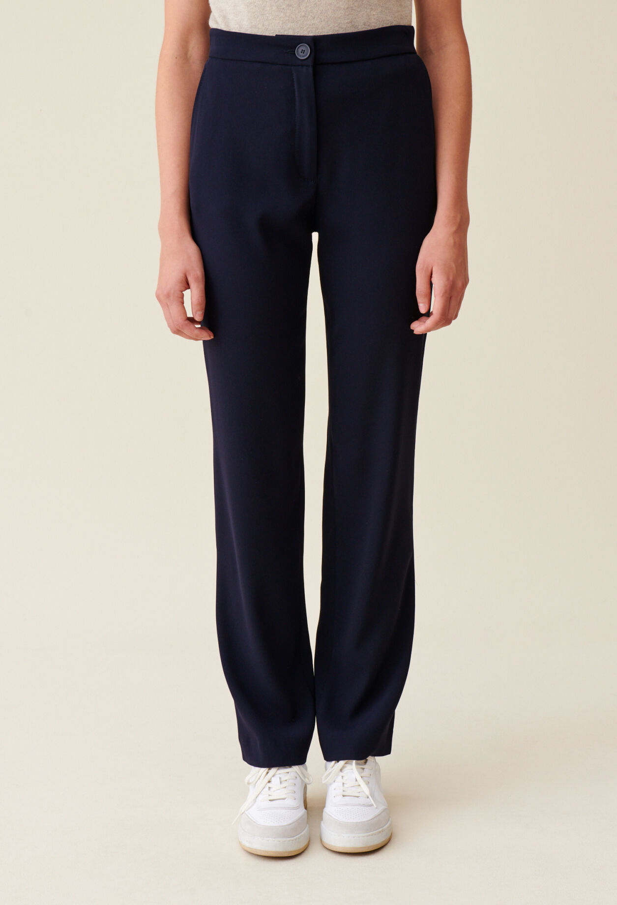 Pantalon tailleur bleu marine 