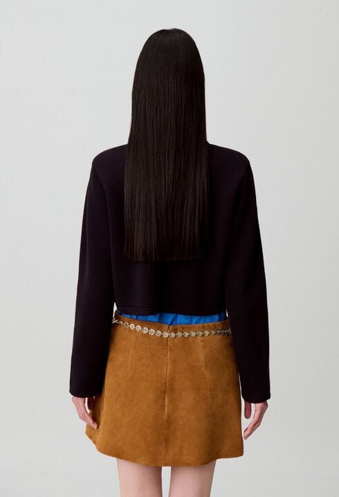 Short cardigan with collar