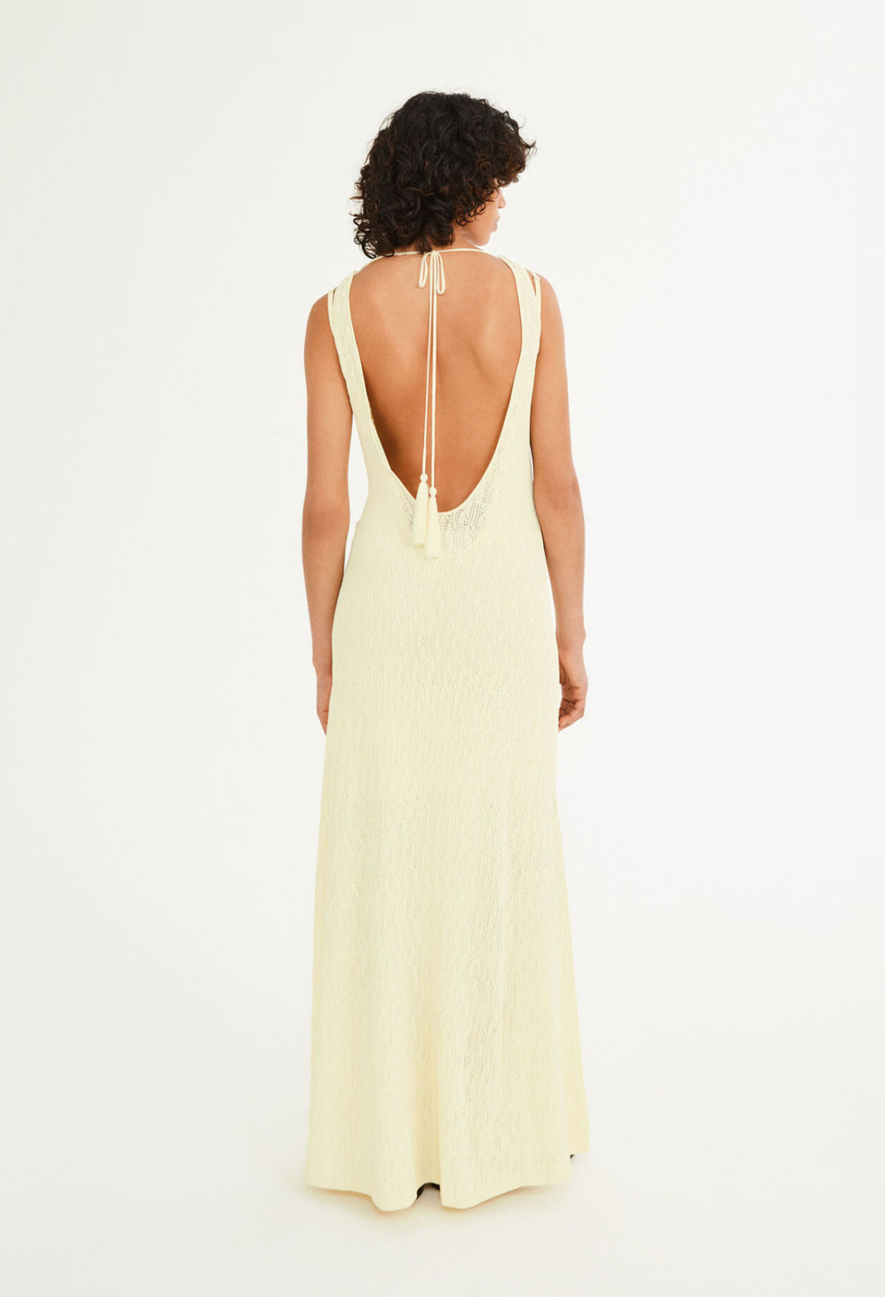 Robe dos nu