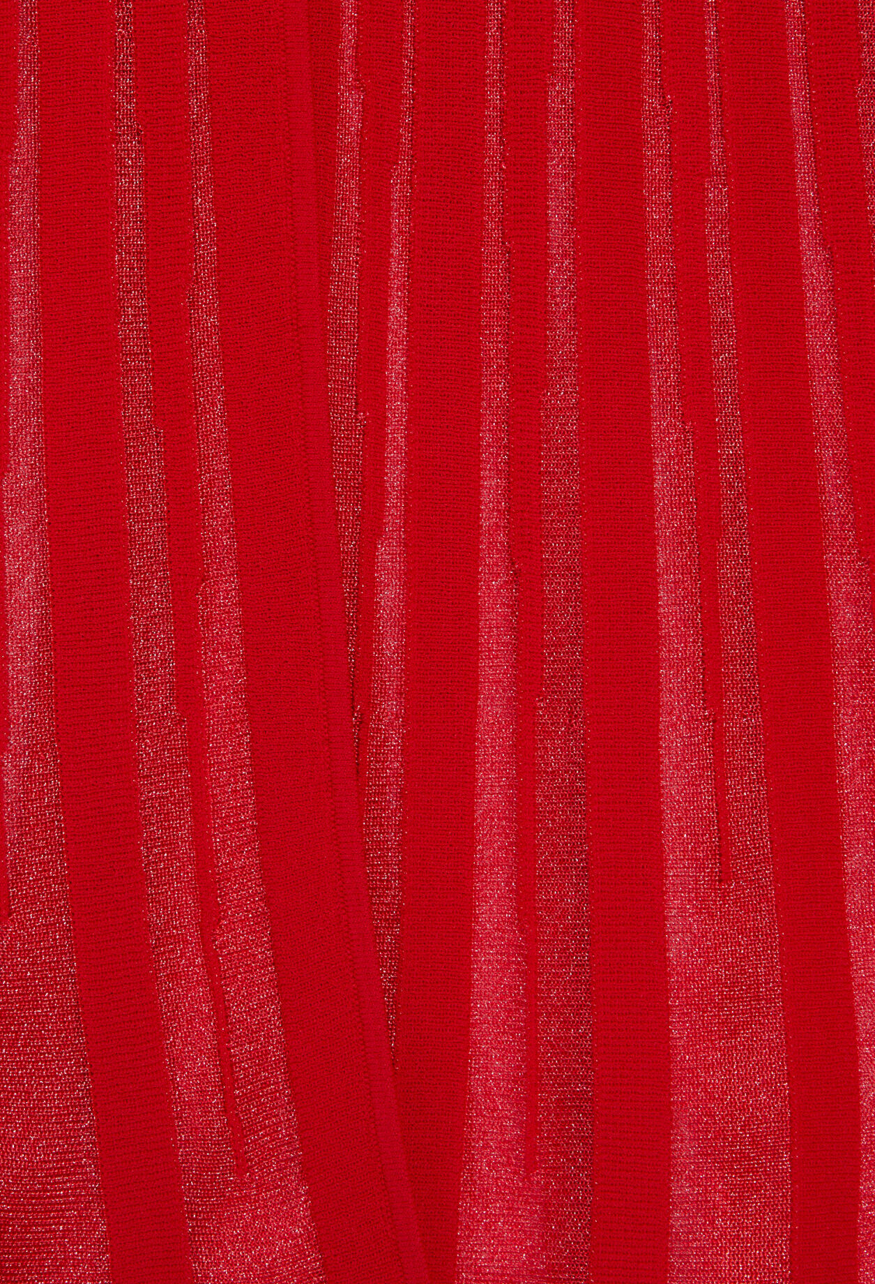 Sleeveless, floaty top