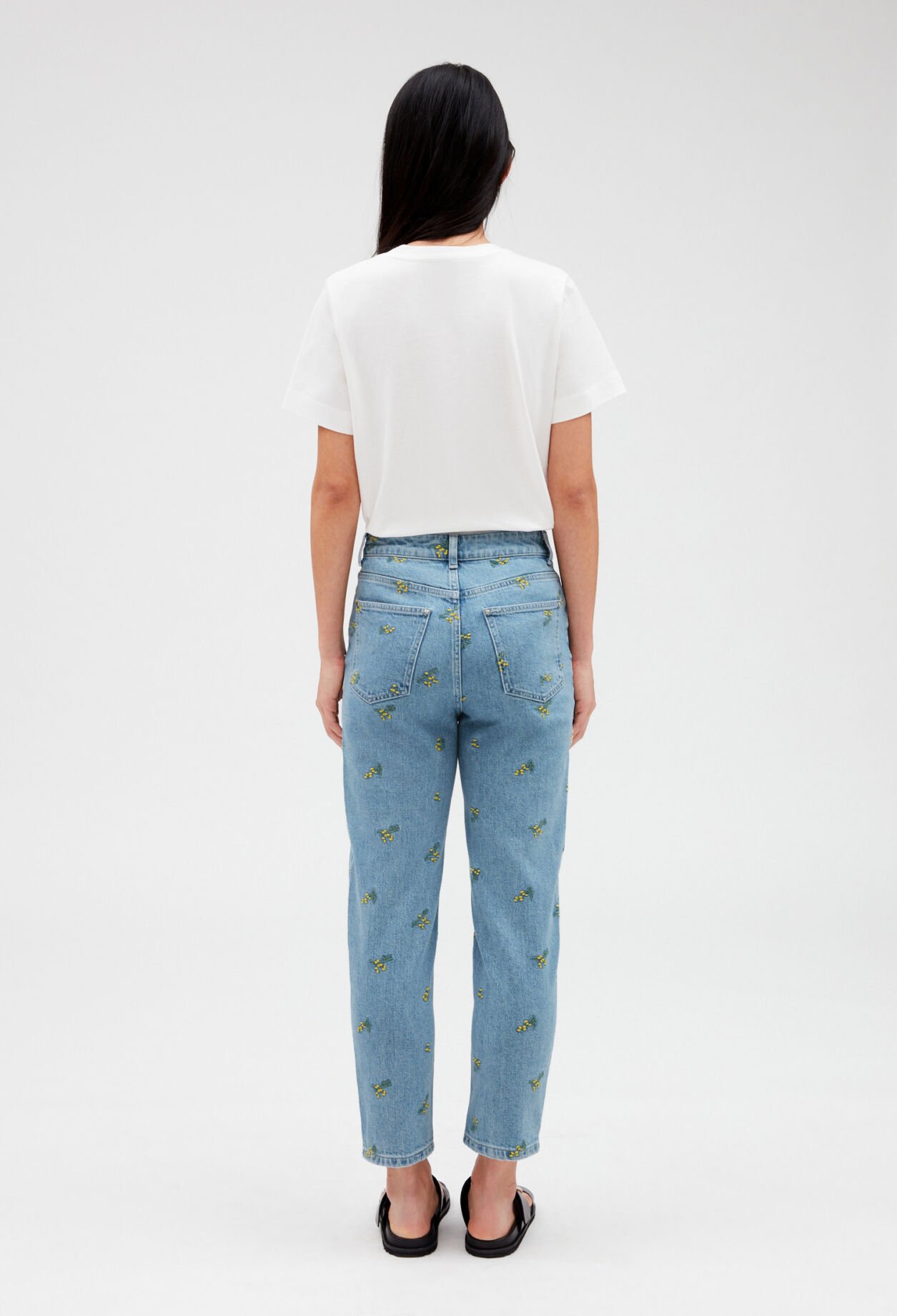 Jean droit broderies mimosa