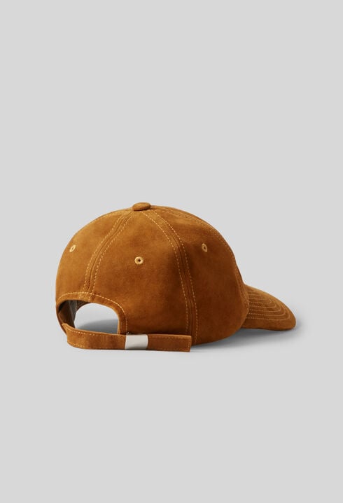 Casquette broderie monogramme CP cuir