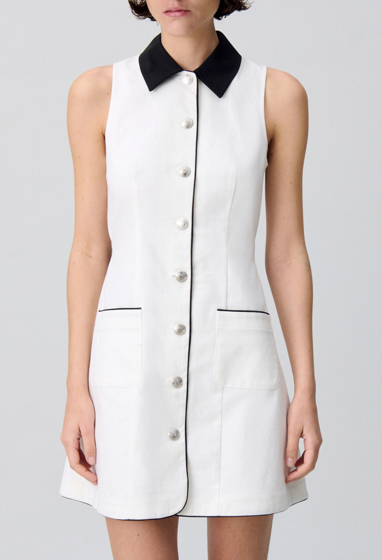 Sleeveless short dress