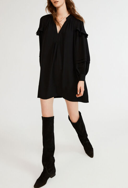 Flared dress with long sleeves