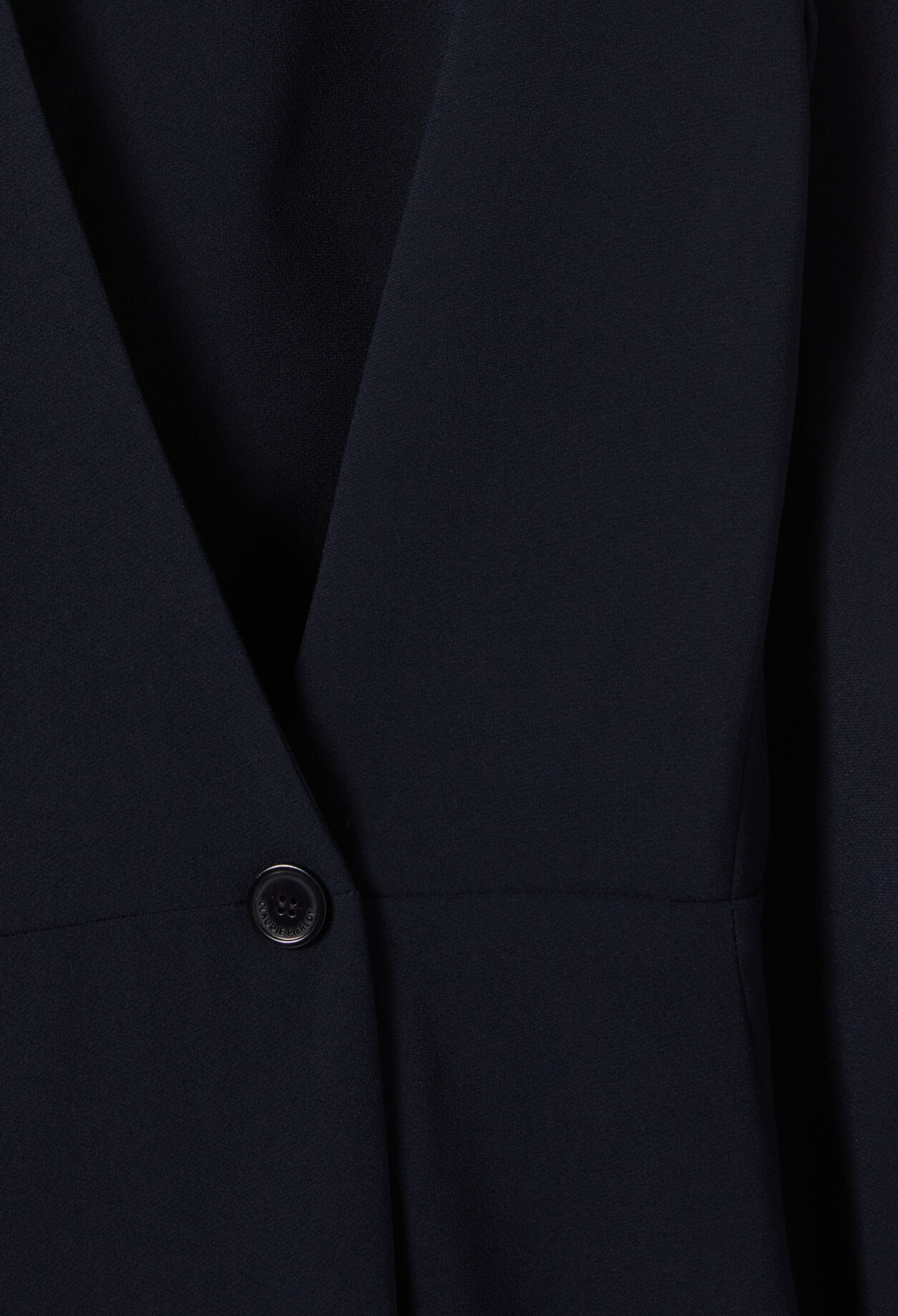 Marineblaues langes Wickelkleid