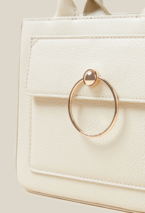 Anouck grained leather chain bag