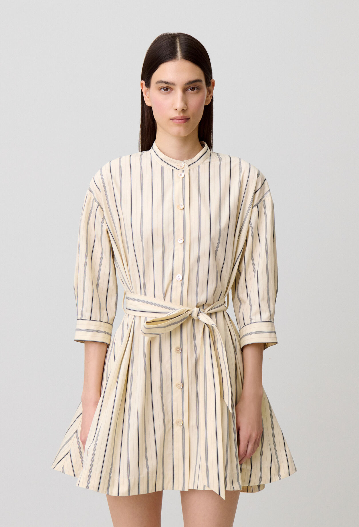 Robe chemise coton cintr&eacute;