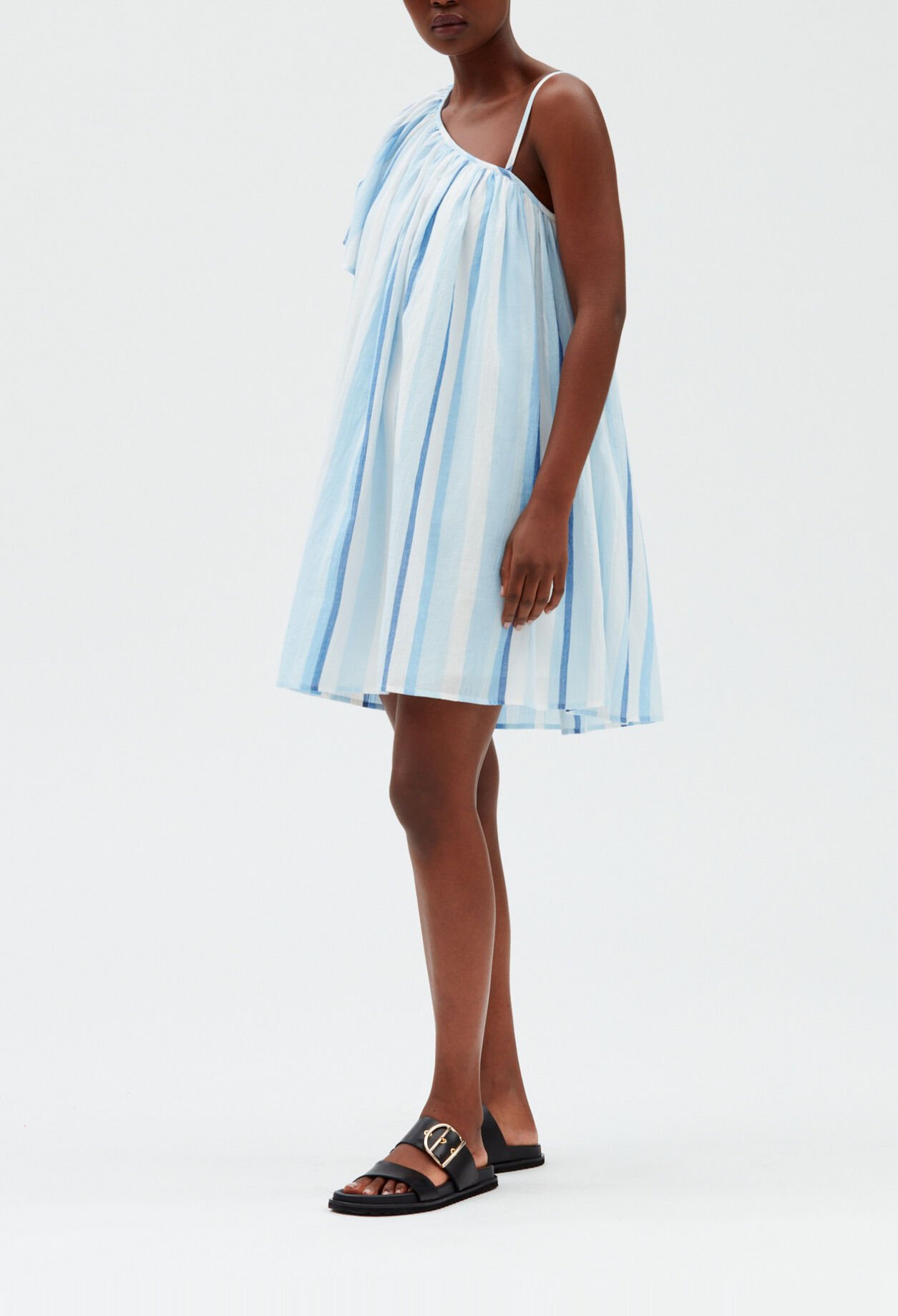 Asymmetrisches, kurzes Kleid in Blau