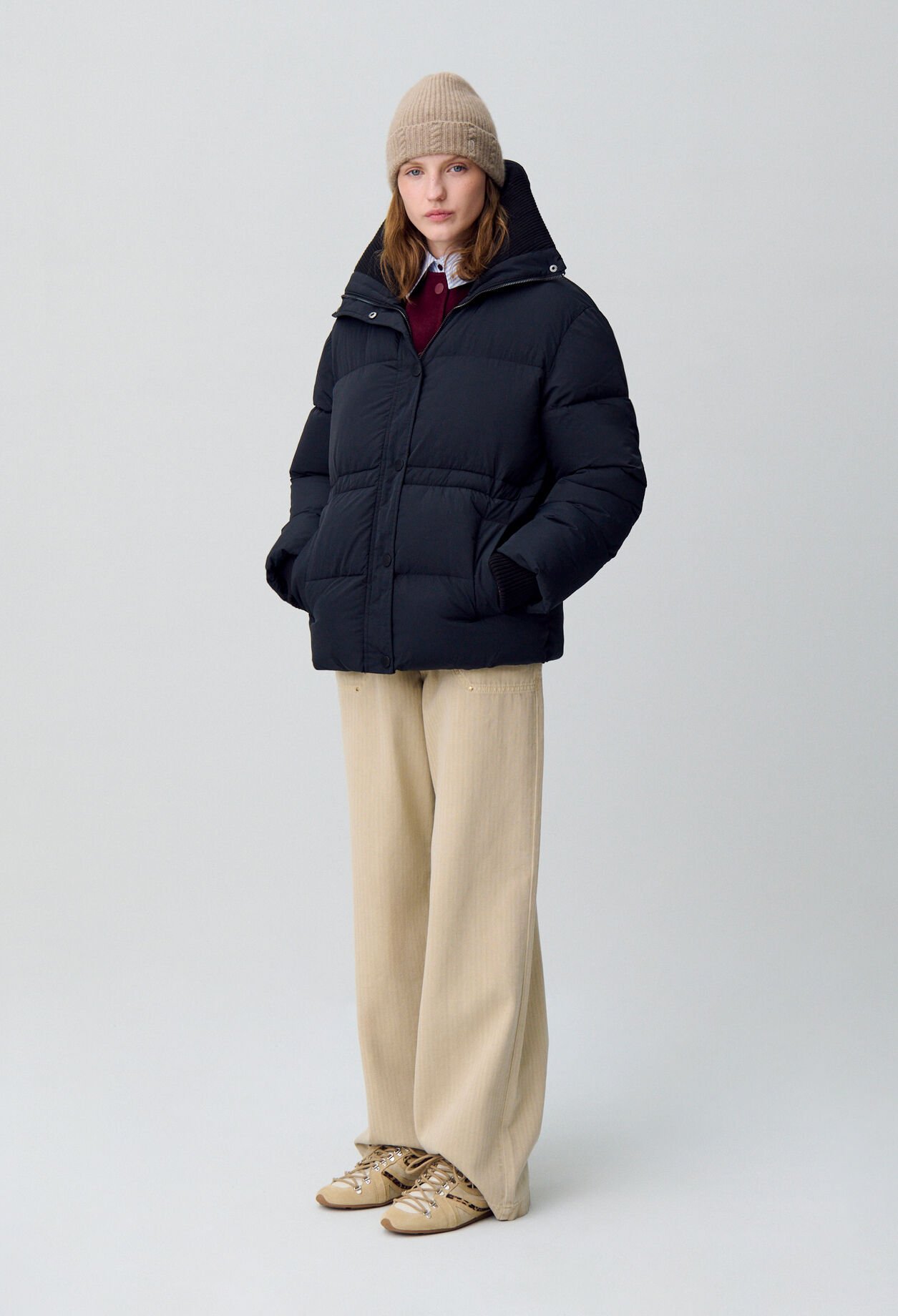 Kurze Daunenjacke