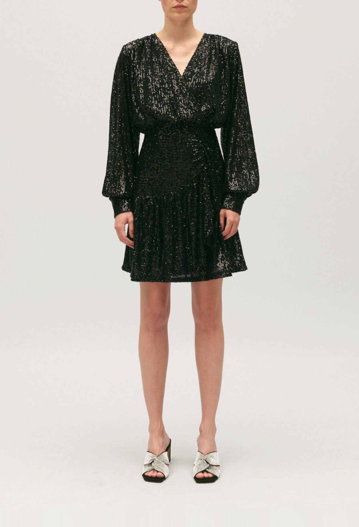 Short black dress with sequins