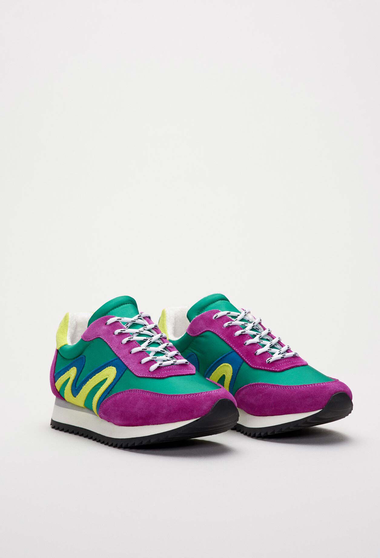 Basket en cuir colorée