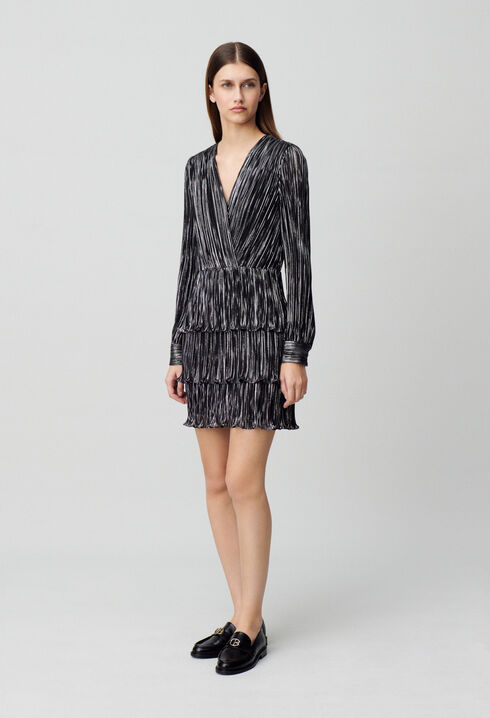 Robe argentée courte à volants