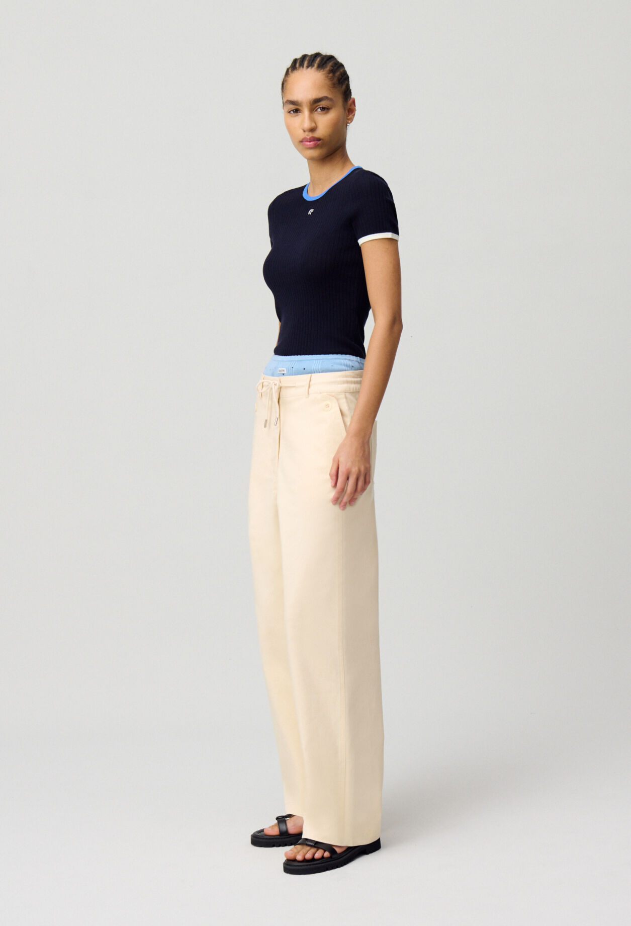 Tief sitzende Cargo-Hose