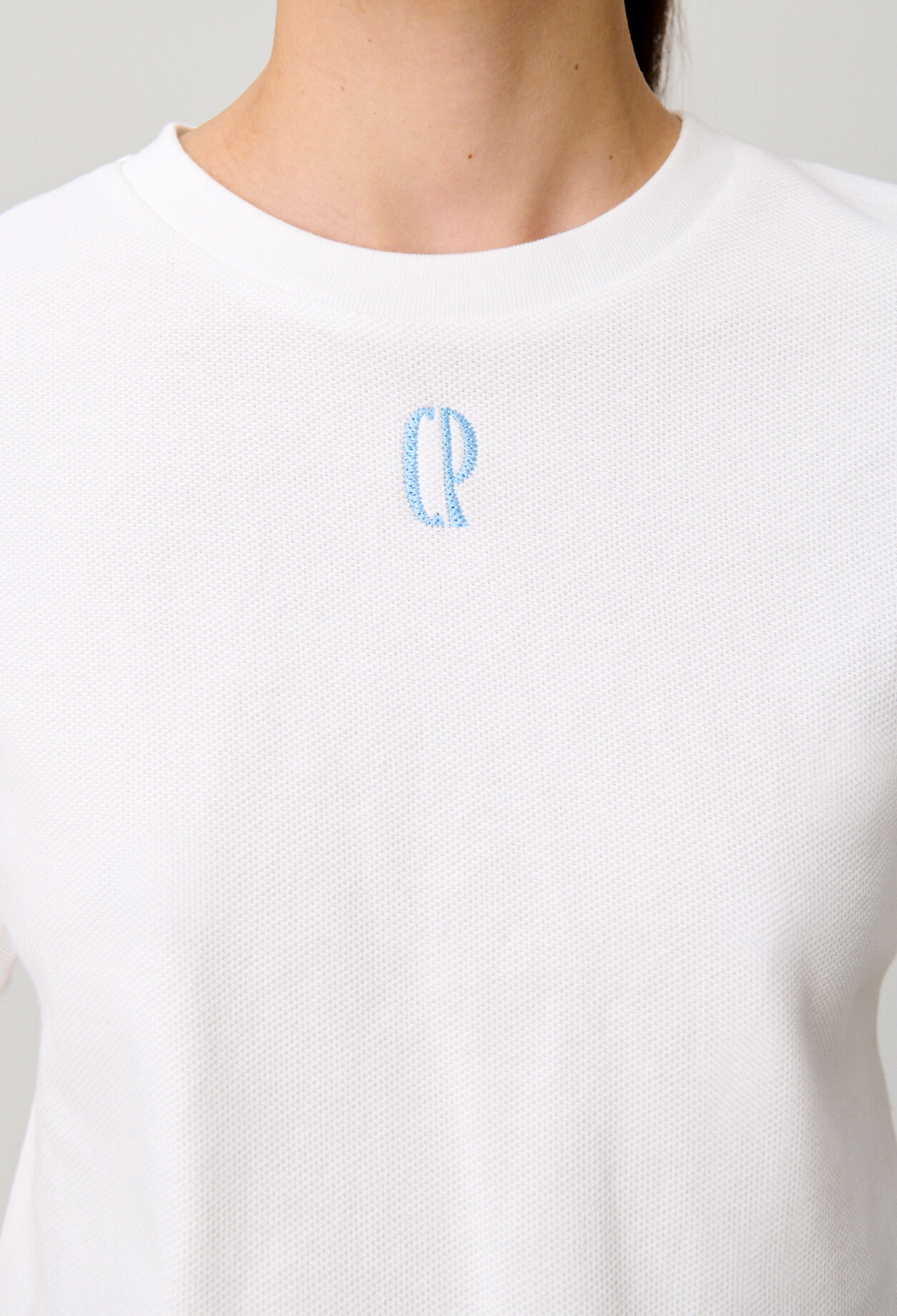 Besticktes Baumwoll-T-Shirt