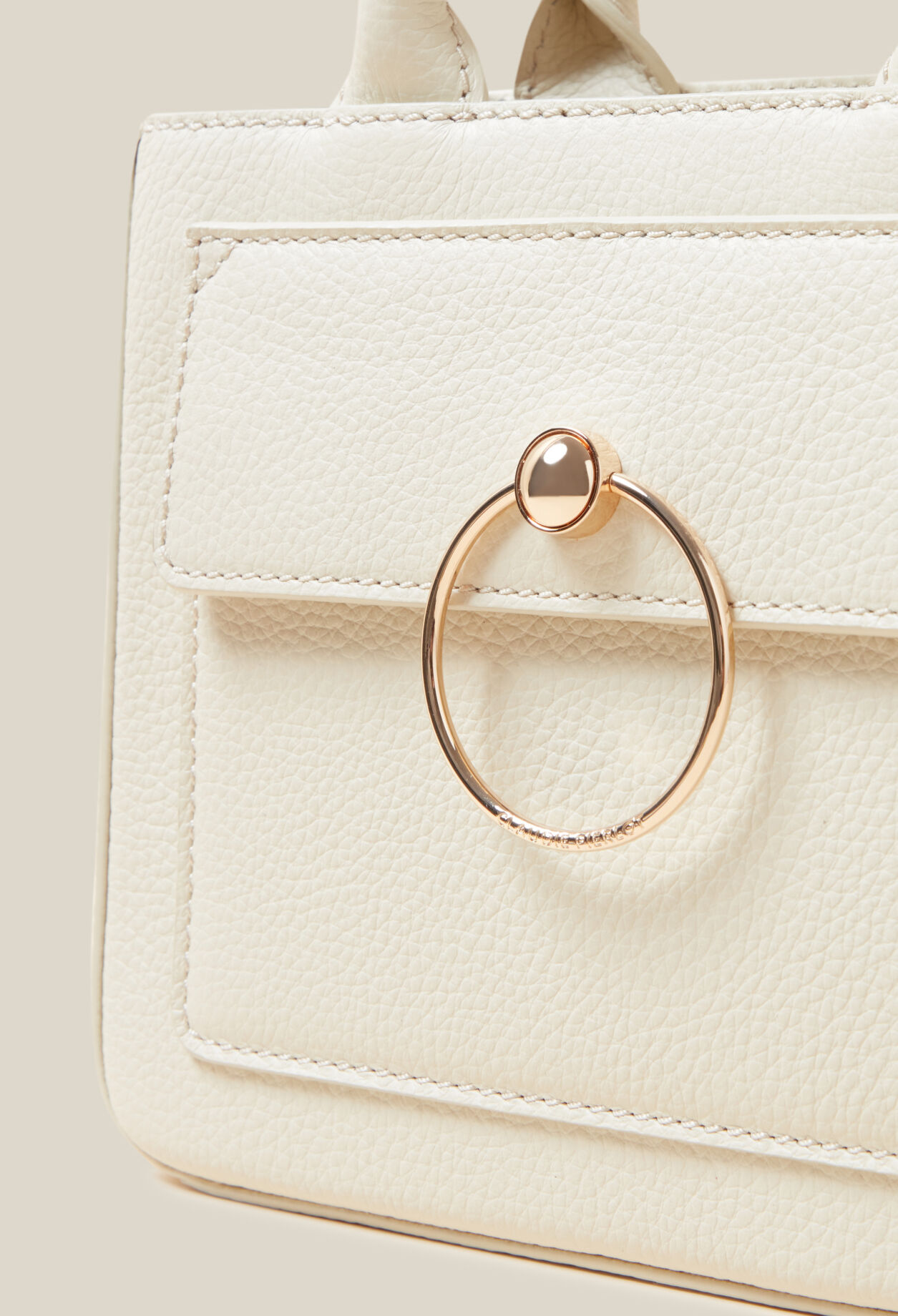Anouck Tasche genarbtem Leder Kette