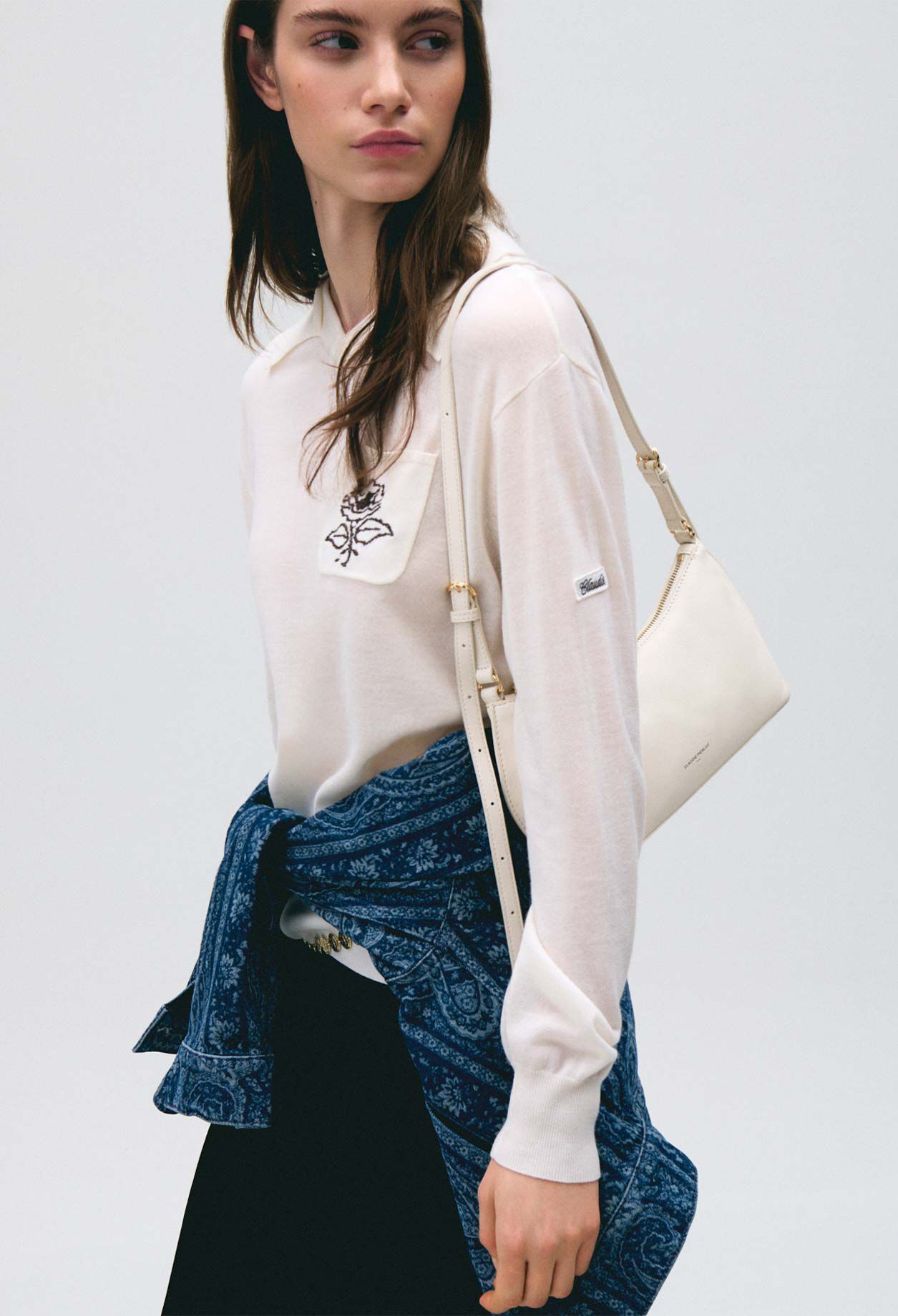 Pull maille fleur brod&eacute;e