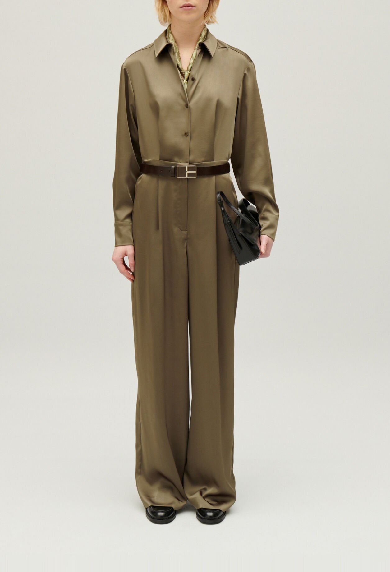 Khaki trouser suit