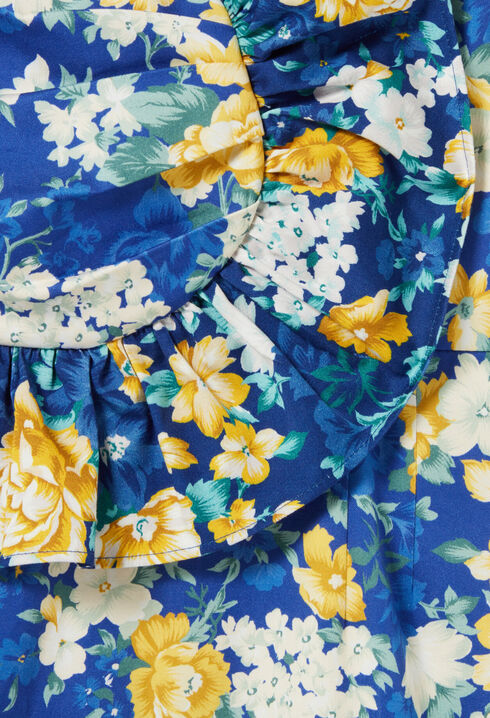 Kurzes Kleid mit Rüschen
