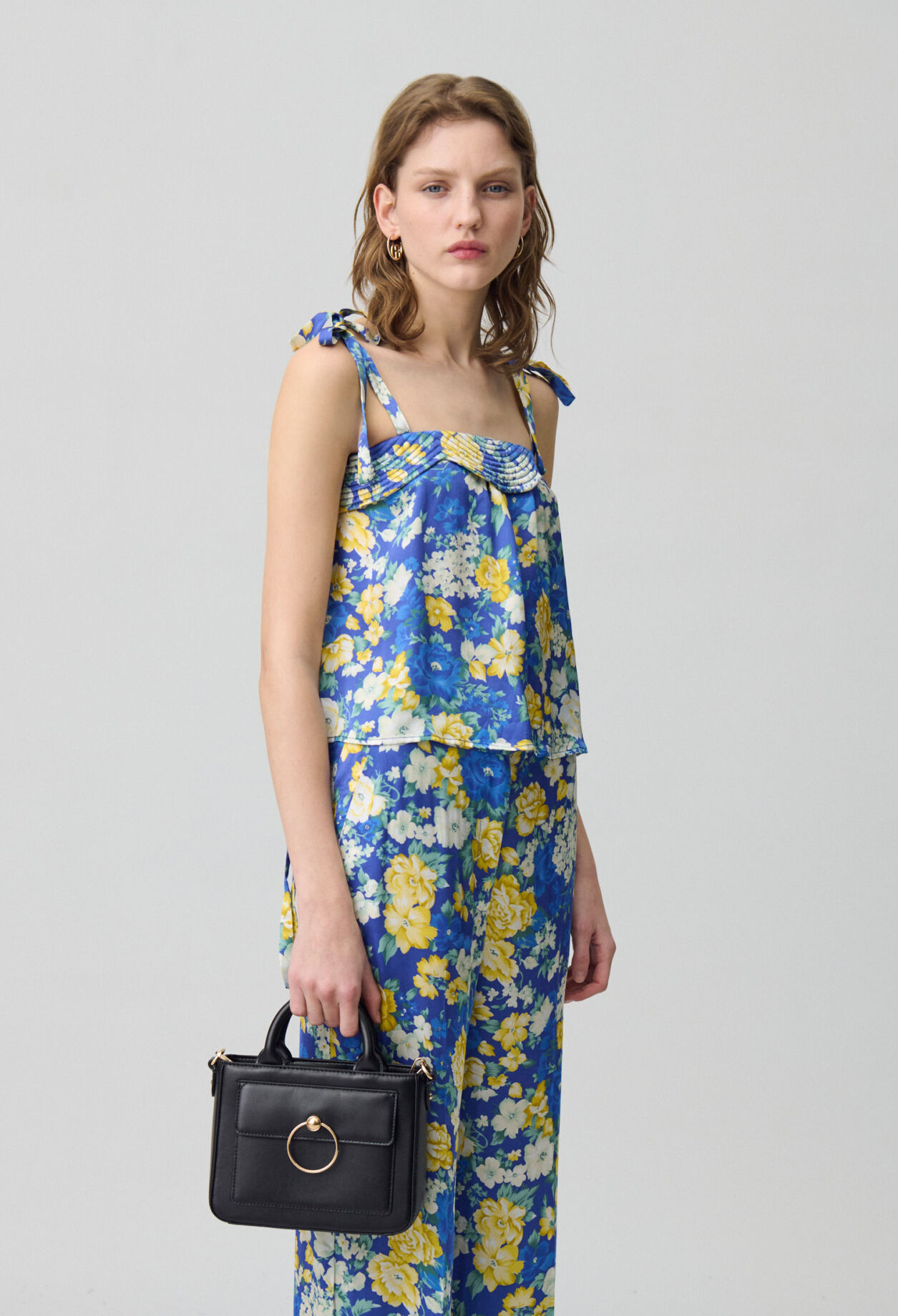 Anouck Tasche Glattleder Kette