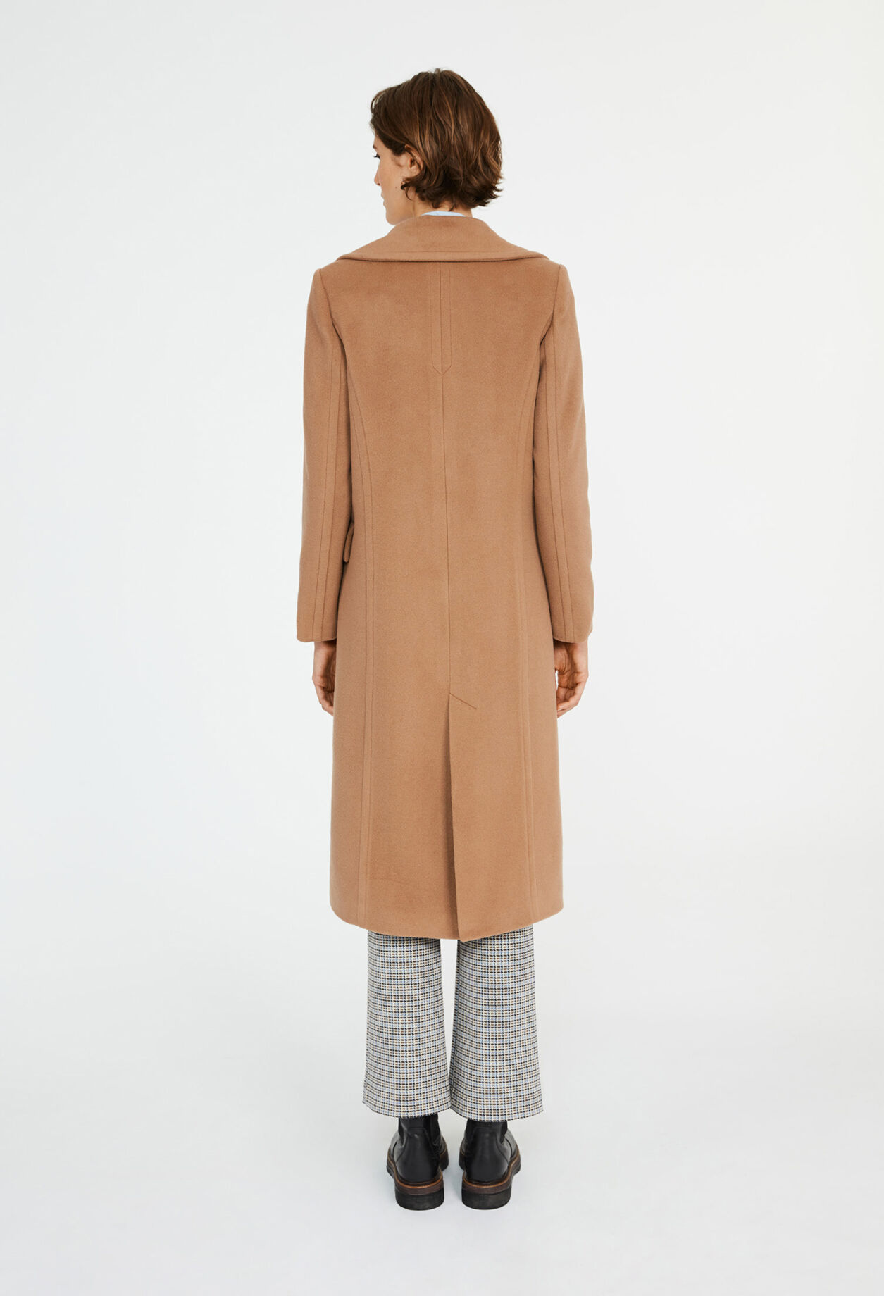 Long double-breasted coat
